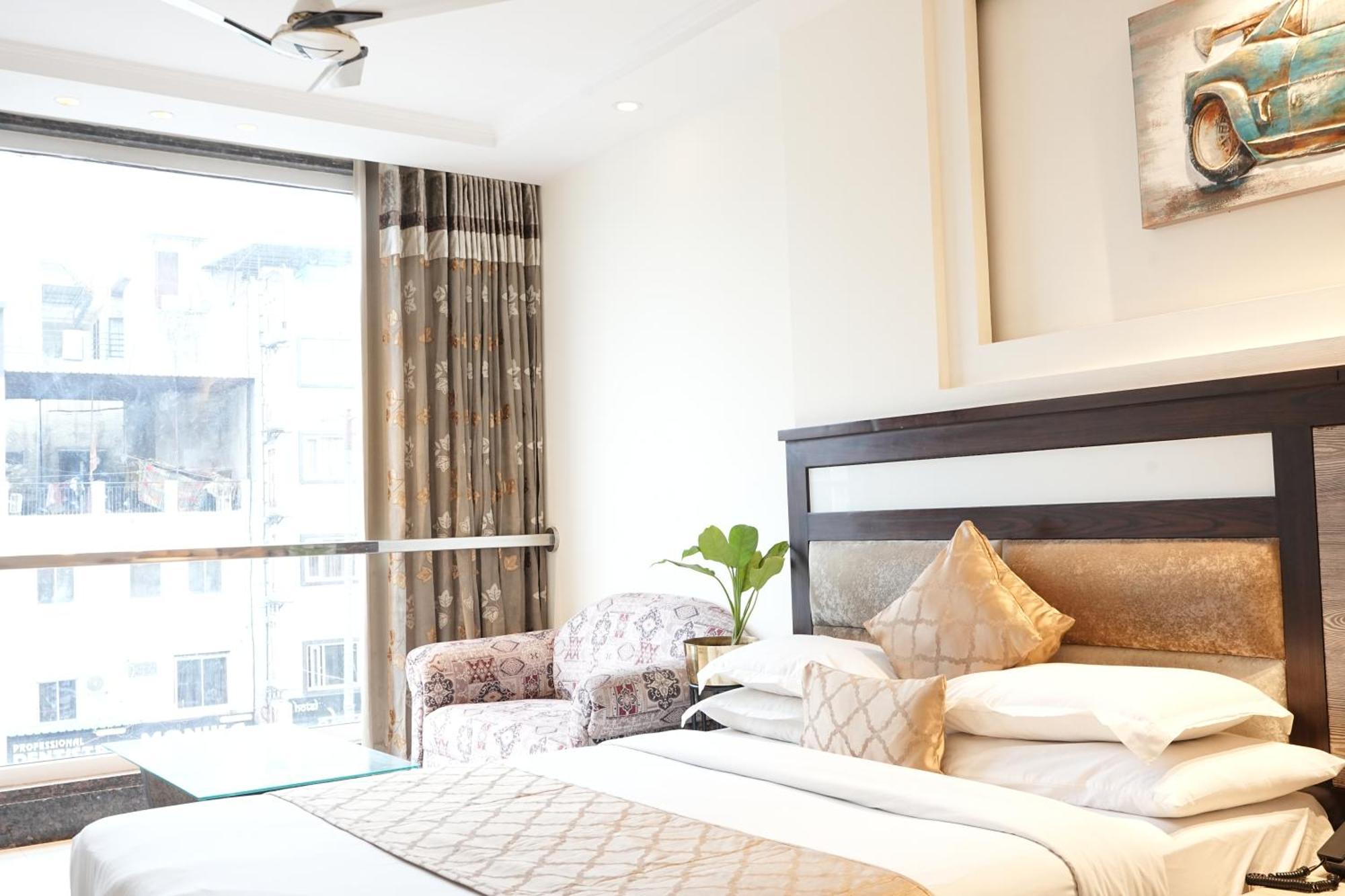 The Singh Empire, New Delhi Hotel ภายนอก รูปภาพ